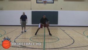 インアンドアウト・ダブルビトゥイーンザレッグス・ステーショナリー・ドリブルドリル